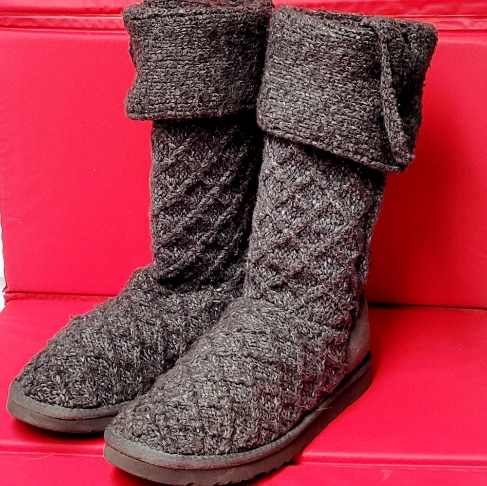 UGG Classic Lattice Cardy Knit Wool Blend Womens Charcoal Sweater Boots size 9 - Picture 3 of 12